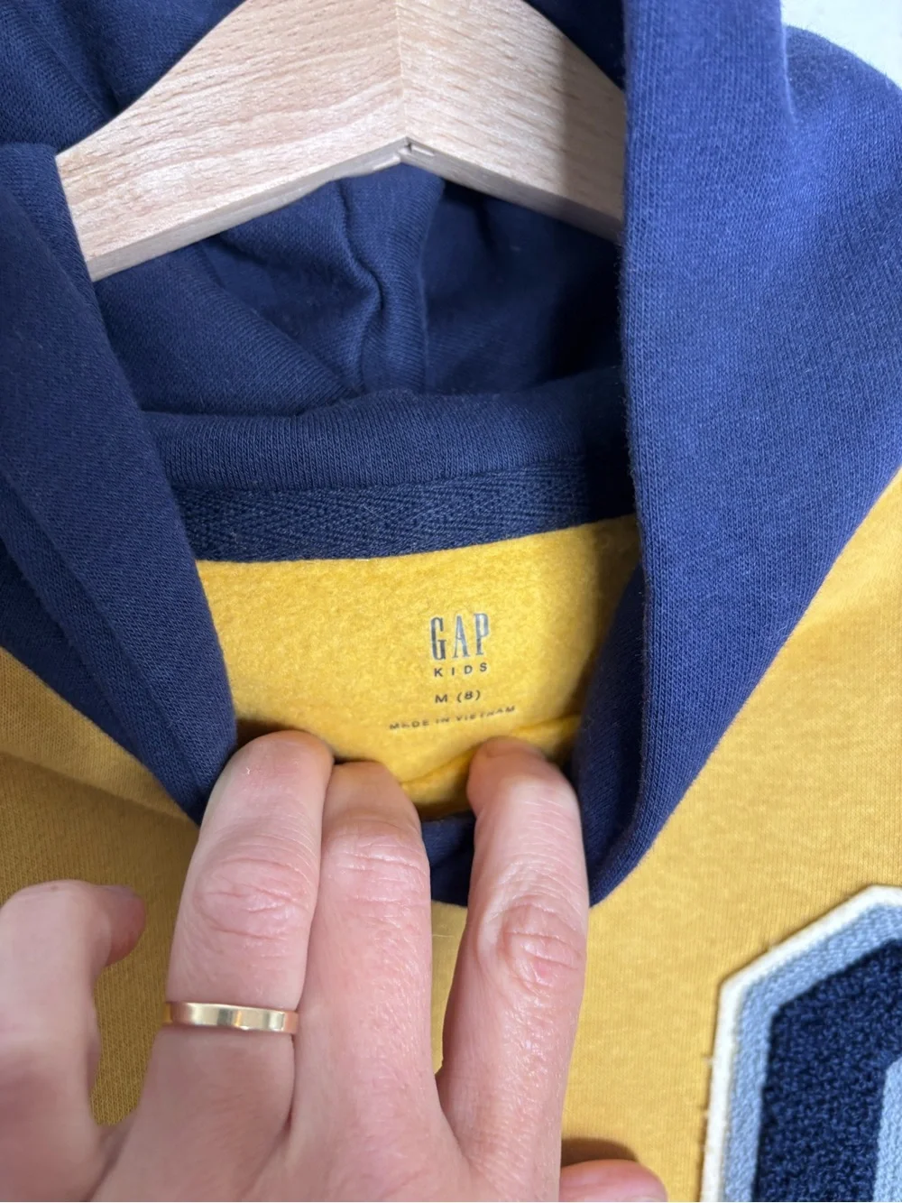 Gap Vintage Soft Varsity Hoodie Honey Gold Navy Size M EUC